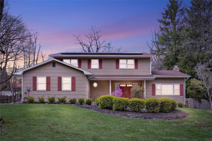 Photo of 19 Wits, Spring Valley NY