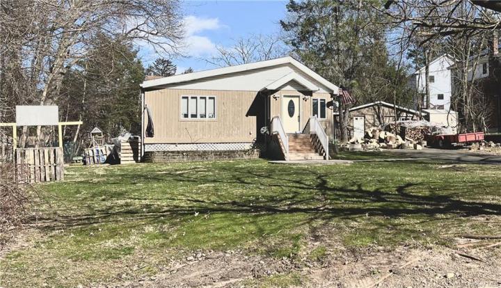 Photo of 14 Forest Glen Road, Valley Cottage NY