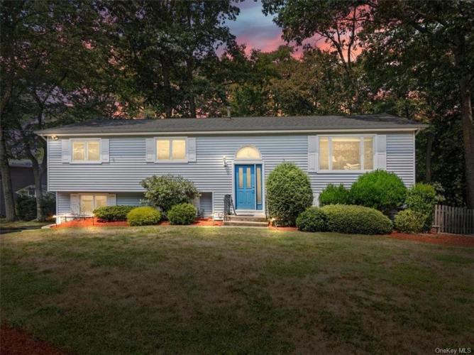 32 Balmoral Drive, Spring Valley NY 10977 for sale by EveryHome Realtors