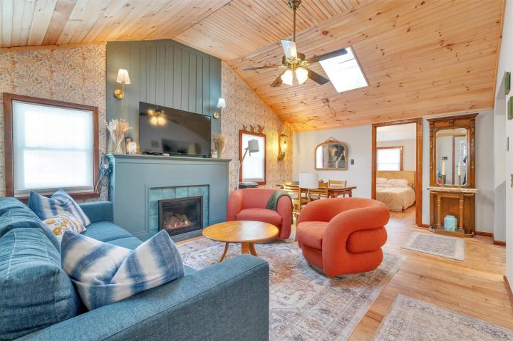 Photo of 53 Walnut Street, Smallwood NY