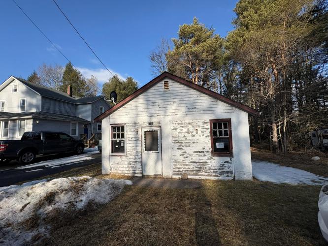 Photo of 2817 State Route 42