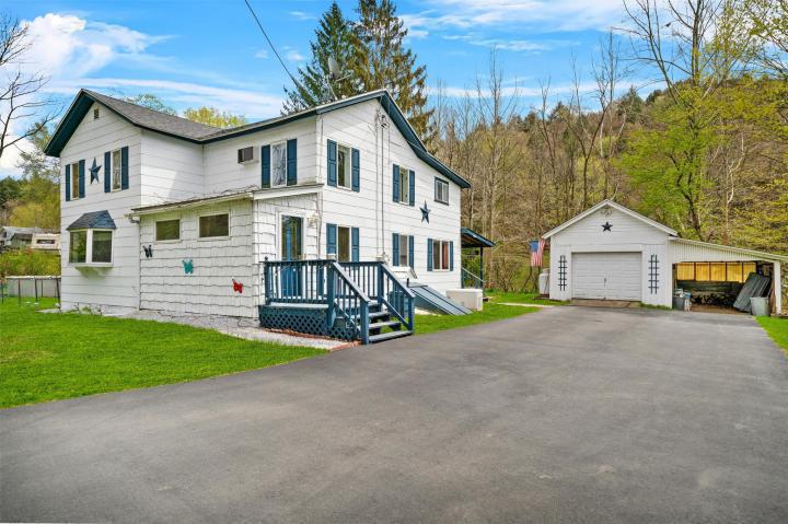 Photo of 582 North Branch Hortonville Road, North Branch NY