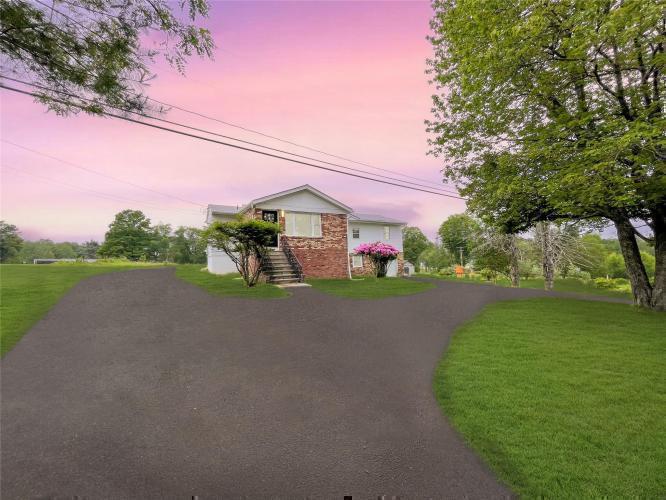 Photo of 811 Happy Avenue, Swan Lake NY