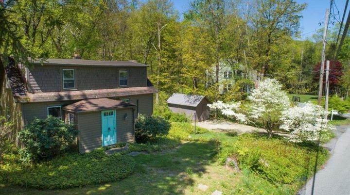 Photo of 71 East Street, South Salem NY