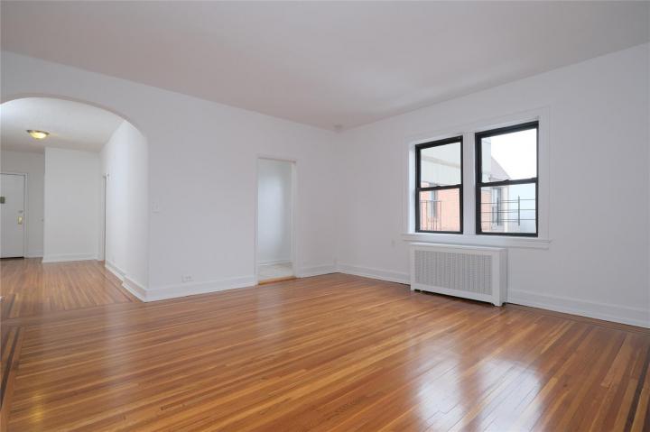 Photo of 590 East 3rd Street 5-h