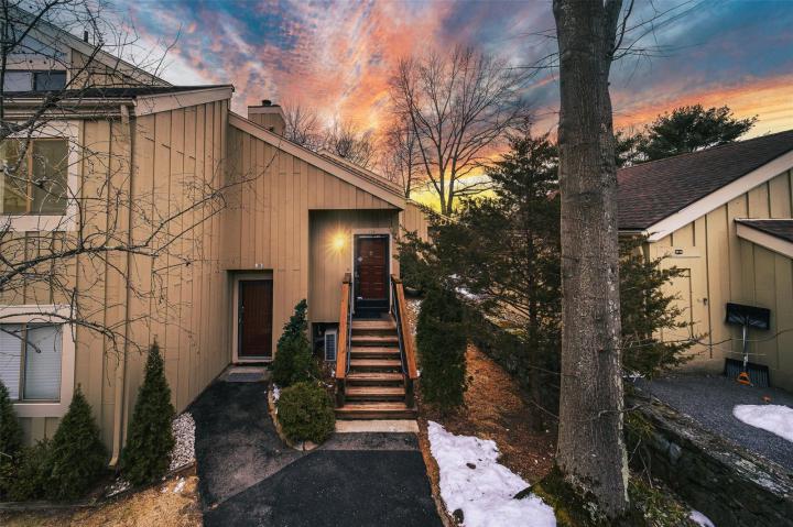 Photo of 195 Laurel Ridge, South Salem NY