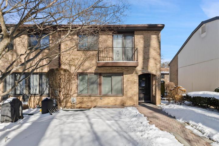 Photo of 11 Jackson Avenue 11, Scarsdale NY
