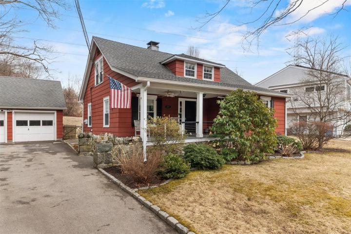 Photo of 105 Lake Street, Pleasantville NY