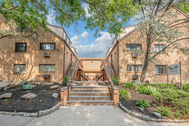 Photo of 50 Dekalb Avenue S10, White Plains NY