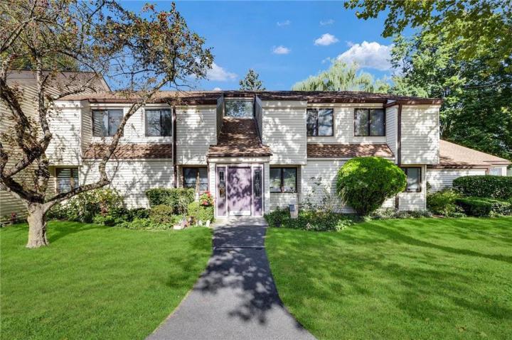 Photo of 51 Jefferson Oval G, Yorktown Heights NY