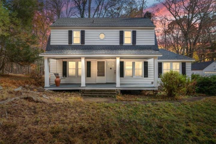 Photo of 1335 Croton Lake Road, Yorktown Heights NY