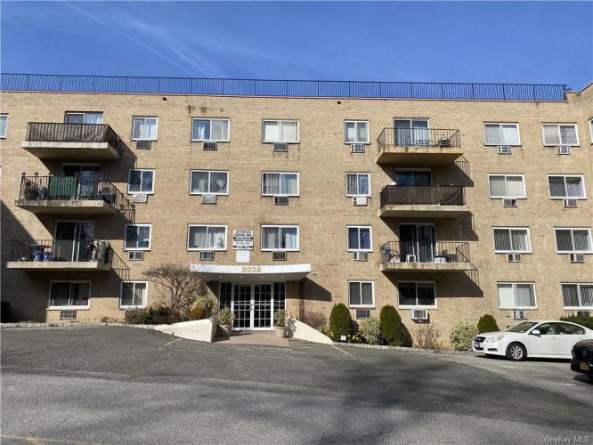 Photo of 2035 Central Park Avenue Lm, Yonkers NY