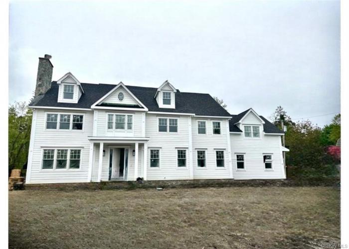 Photo of 9 Windmill Circle, Scarsdale NY