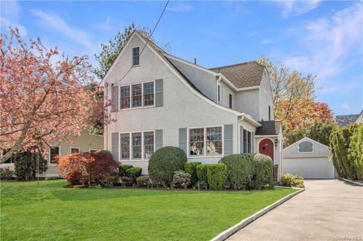 Photo of 18 Ardmore Road, Scarsdale NY