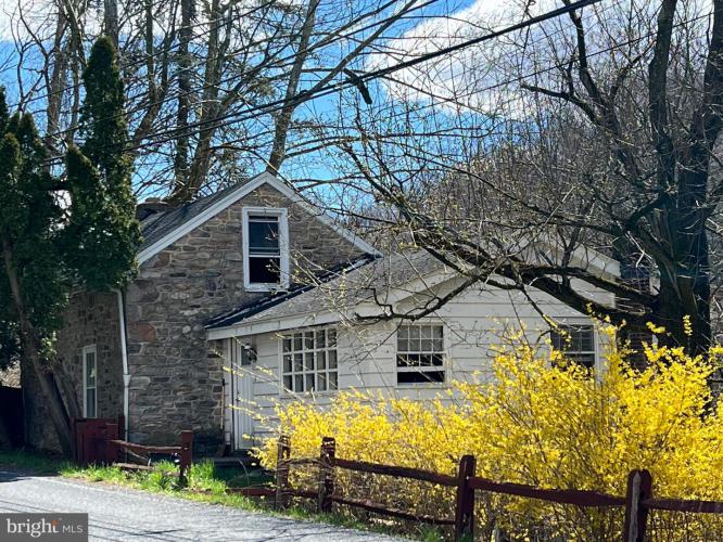 Photo of 1900 Mount Laurel Road, Temple PA