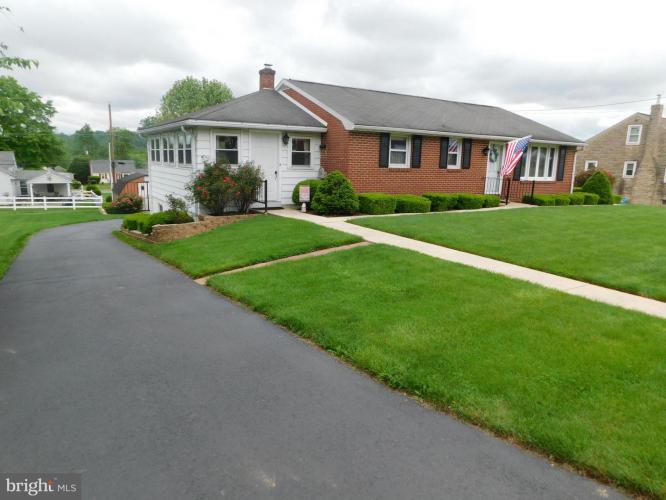 133 Henry Avenue, Boyertown PA 19512 for sale by EveryHome Realtors