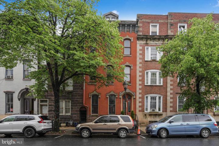 Photo of 226 S 5th Street