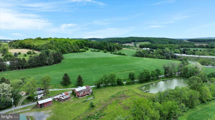 Photo of 235 Stump Road, Kutztown PA