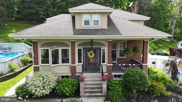 Photo of 731 W Main Street, Leesport PA