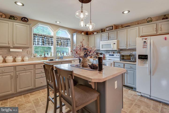 Photo of 173 Random Road