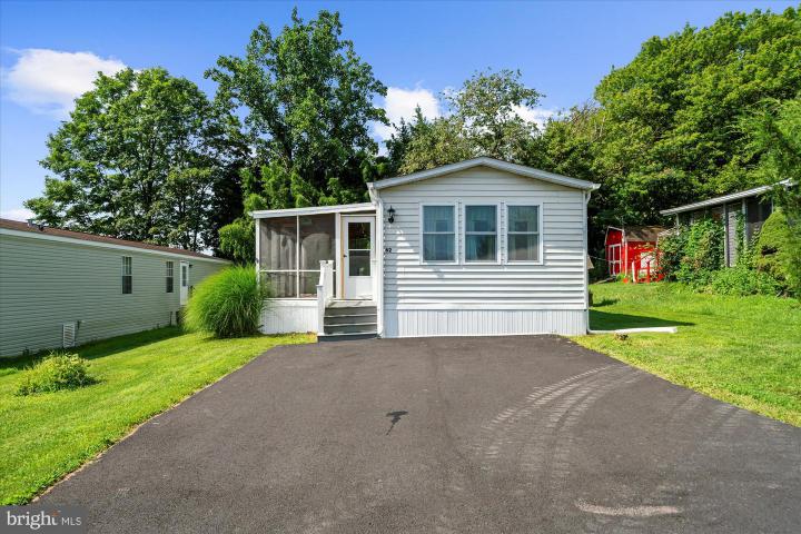 Photo of 62 Ashford Lane