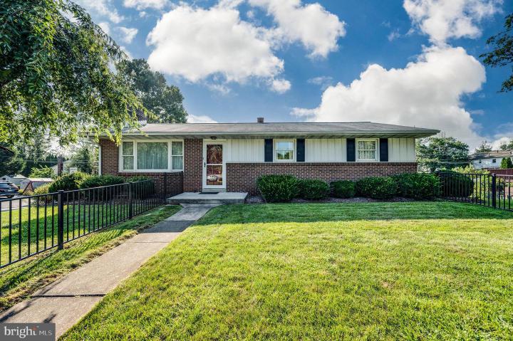 Photo of 100 Lincoln Drive, Reading PA
