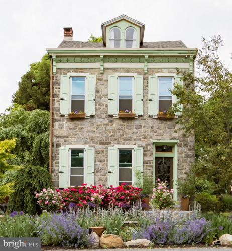 Photo of 2571 Hill Road, Reading PA