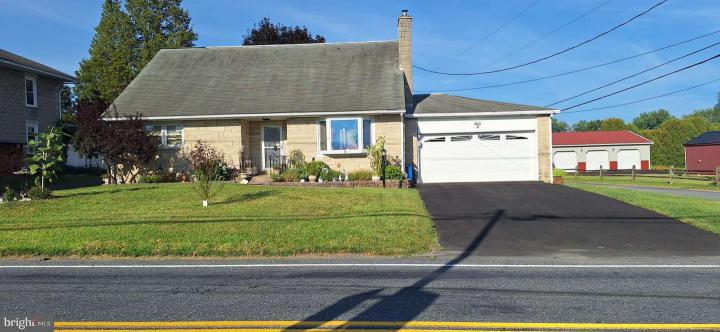 Photo of 690 Main Street