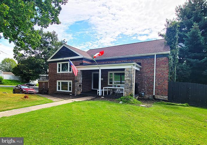 Photo of 923 Carsonia Avenue, Reading PA