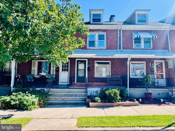 Photo of 305 Tulpehocken Avenue, West Reading PA