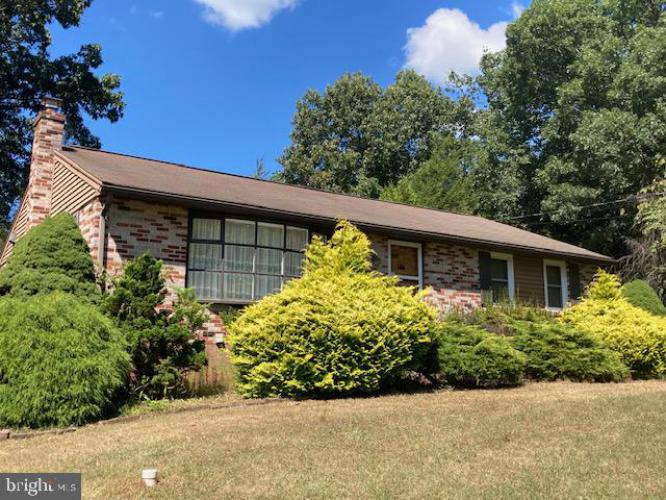 Photo of 10 Millet Lane, Mohnton PA