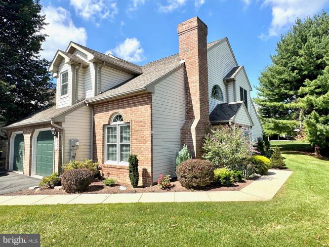 Photo of 411 Epsilon Drive, Wernersville PA