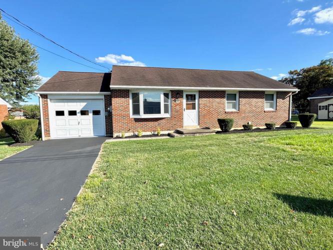 Photo of 305 Martha Street, Robesonia PA