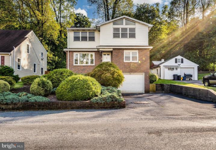Photo of 669 Fairmont Avenue, Mohnton PA