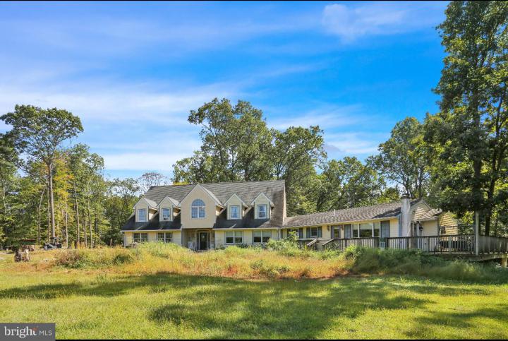 Photo of 39 Lehmann Lane, Bechtelsville PA