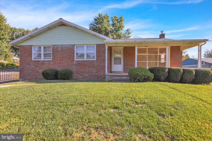 Photo of 1030 Chestnut Street, Leesport PA