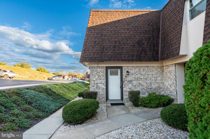 Photo of 2 Alpine Court C2