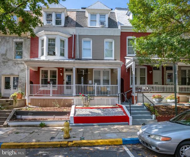Photo of 922 Pear Street, Reading PA