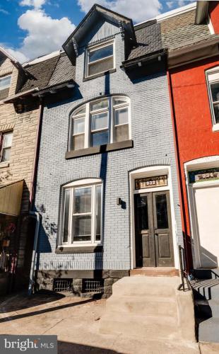 Photo of 932 N 11th Street, Reading PA