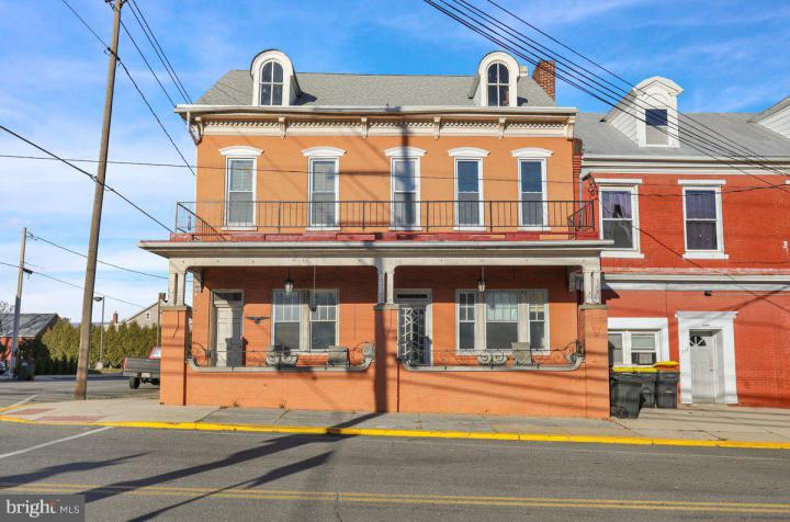 Photo of 161 W High Street, Womelsdorf PA
