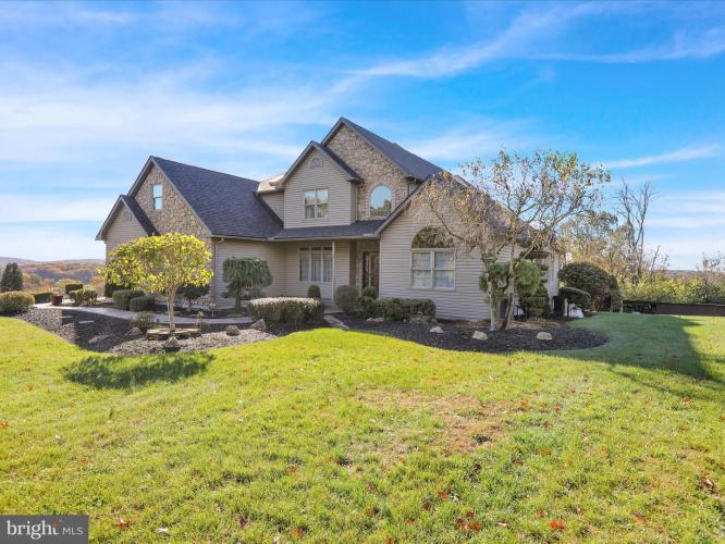 Photo of 38 Grandview Road, Hamburg PA
