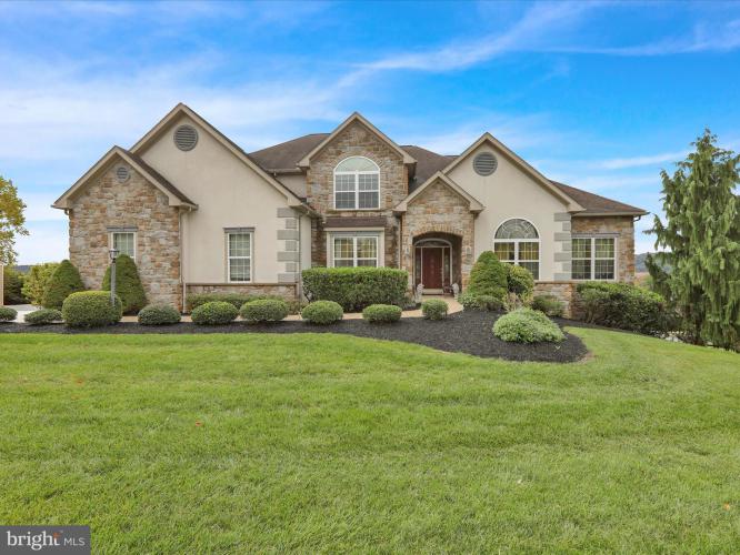 Photo of 996 Baywood Avenue, Wernersville PA