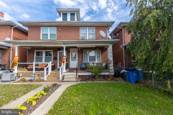 Photo of 411 Fairview Street