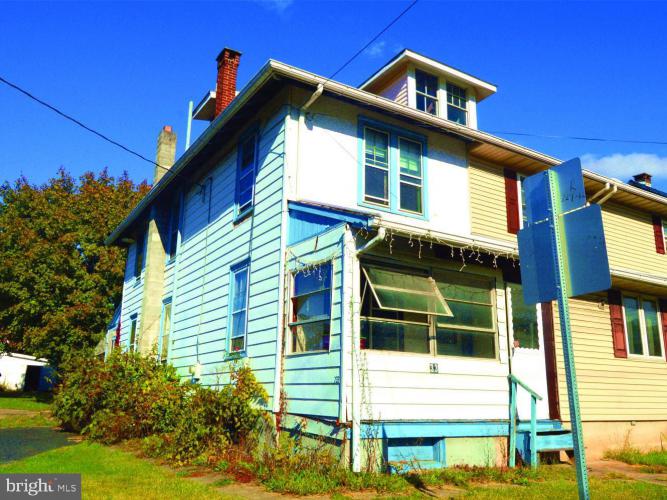 Photo of 733 E Philadelphia Avenue