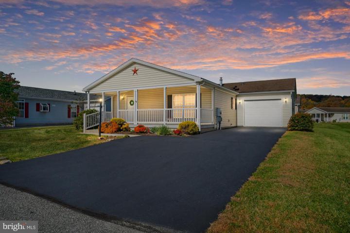 Photo of 7 Mockingbird Court