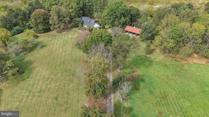 Photo of 5729 Mount Pleasant Road, Bernville PA