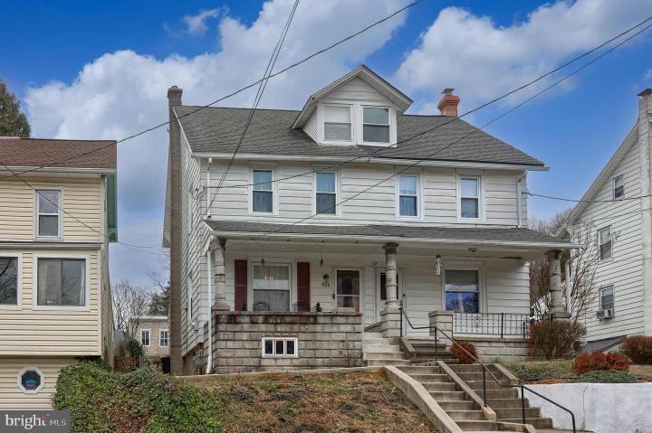 Photo of 836 Scenic Drive