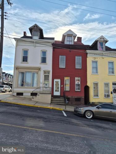 Photo of 1262 Buttonwood Street