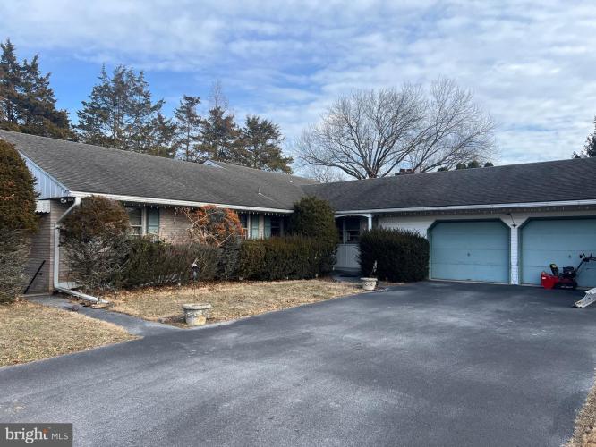 Photo of 1200 Schoffers Road