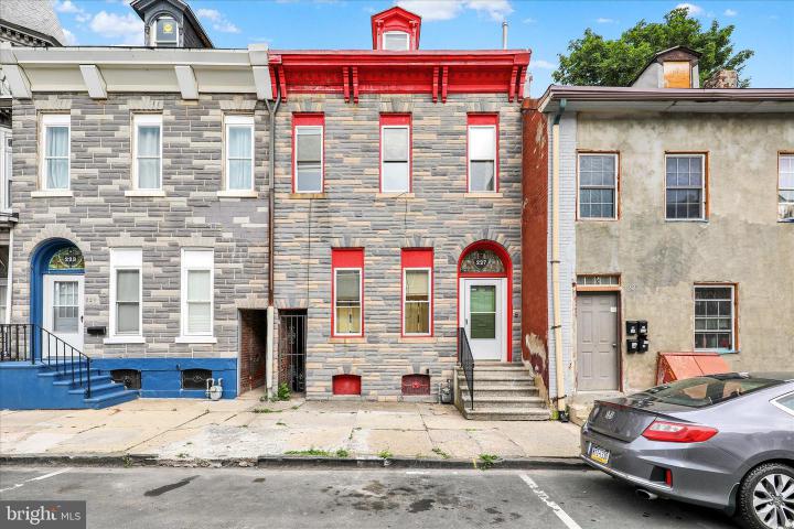 Photo of 227 N 10th Street